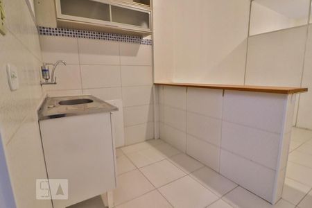 Cozinha de kitnet/studio à venda com 1 quarto, 33m² em Bela Vista, São Paulo