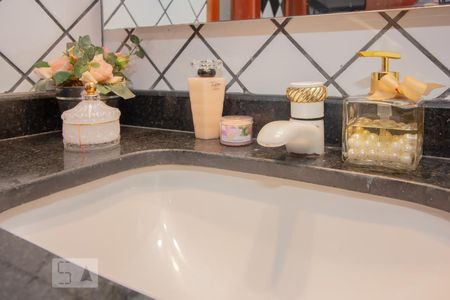 Lavabo de casa de condomínio à venda com 5 quartos, 450m² em Alphaville Residencial Dois, Barueri