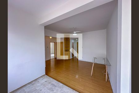 Sala de apartamento para alugar com 2 quartos, 76m² em Flamengo, Rio de Janeiro