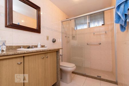 Banheiro Social de apartamento para alugar com 3 quartos, 110m² em Icaraí, Niterói