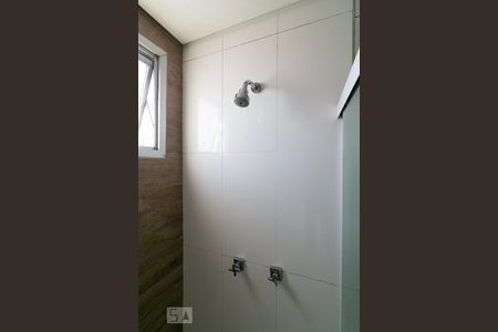 Detalhe do banheiro  de apartamento para alugar com 4 quartos, 98m² em Vila Vera, São Paulo