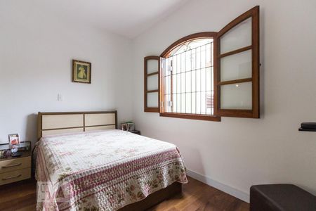 Suite 1 de casa à venda com 3 quartos, 240m² em Jardim Carlu, São Paulo