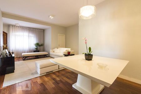 Sala de casa à venda com 3 quartos, 240m² em Jardim Carlu, São Paulo