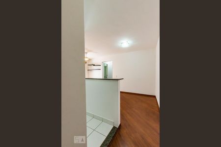 Entrada de apartamento para alugar com 2 quartos, 80m² em Mansões Santo Antônio, Campinas