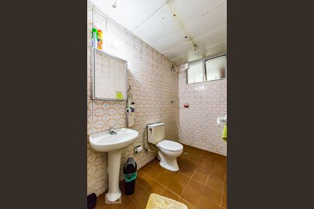 Banheiro de apartamento à venda com 3 quartos, 80m² em Vila Manoel Ferreira, Campinas