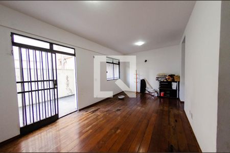 Sala de apartamento à venda com 3 quartos, 140m² em São Pedro, Belo Horizonte