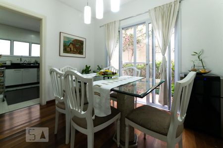 Sala de Jantar de casa de condomínio à venda com 4 quartos, 300m² em Santo Amaro, São Paulo