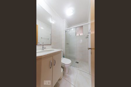 Banheiro de apartamento à venda com 3 quartos, 86m² em Taquaral, Campinas