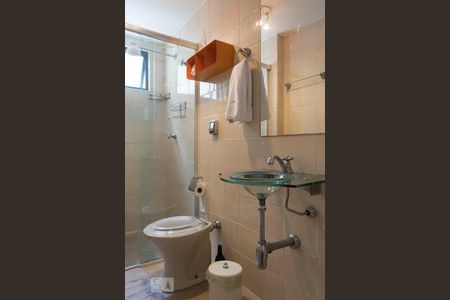 Banheiro de apartamento para alugar com 1 quarto, 42m² em Vila Califórnia, São Paulo