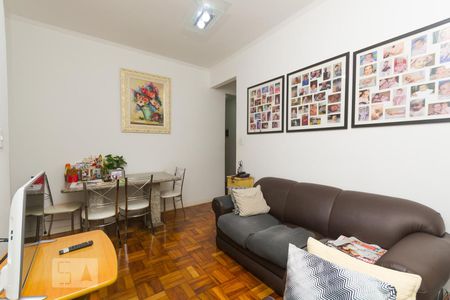 Sala de apartamento para alugar com 2 quartos, 87m² em Aclimação, São Paulo