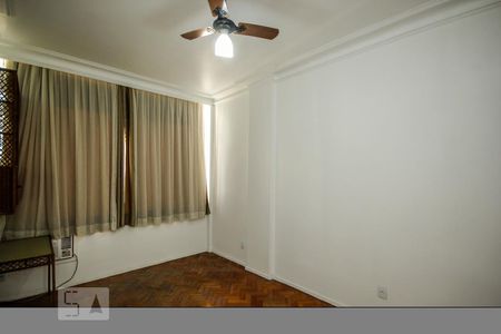 Quarto de kitnet/studio para alugar com 1 quarto, 50m² em Copacabana, Rio de Janeiro