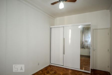 Quarto de kitnet/studio para alugar com 1 quarto, 50m² em Copacabana, Rio de Janeiro