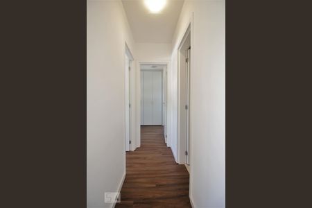 Corredor de apartamento à venda com 2 quartos, 61m² em Jardim Leonor, São Paulo