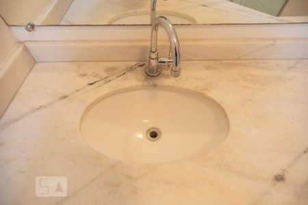 Apartamento à venda com 69m², 2 quartos e 2 vagas Apartamento à venda com 69m², 2 quartos e 2 vagasBanheiro Social