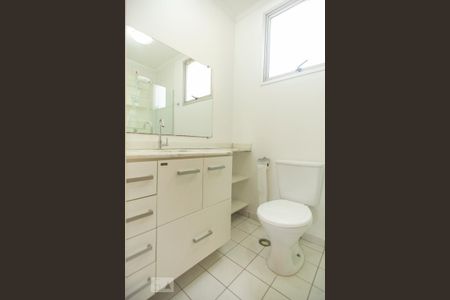 Apartamento à venda com 69m², 2 quartos e 2 vagas Apartamento à venda com 69m², 2 quartos e 2 vagasBanheiro Suite