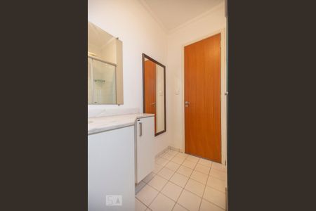 Apartamento à venda com 69m², 2 quartos e 2 vagas Apartamento à venda com 69m², 2 quartos e 2 vagasBanheiro Social