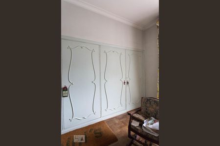 Casa para alugar com 500m², 4 quartos e 8 vagas Casa para alugar com 500m², 4 quartos e 8 vagasQuarto 04