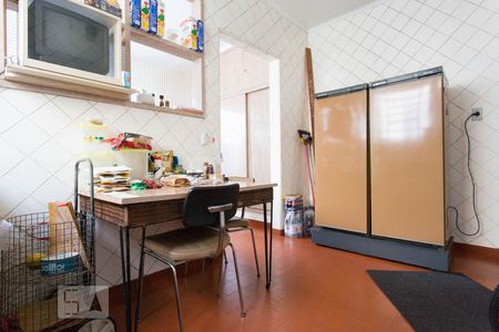 Casa para alugar com 500m², 4 quartos e 8 vagas Casa para alugar com 500m², 4 quartos e 8 vagasCozinha