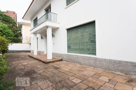 Casa para alugar com 500m², 4 quartos e 8 vagas Casa para alugar com 500m², 4 quartos e 8 vagasÁrea externa