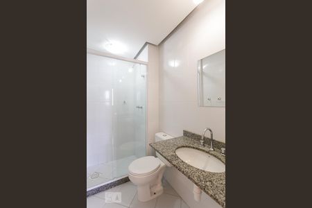 Banheiro de apartamento à venda com 2 quartos, 68m² em Jacarepaguá, Rio de Janeiro