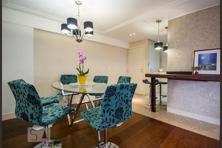 Sala de jantar de apartamento à venda com 2 quartos, 90m² em Vila Madalena, São Paulo