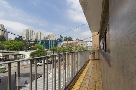 Varanda de casa à venda com 3 quartos, 200m² em Jardim Bonfiglioli, São Paulo