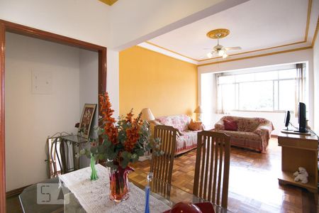 Sala e jantar e sala de estar de apartamento à venda com 3 quartos, 100m² em Vila Isabel, Rio de Janeiro