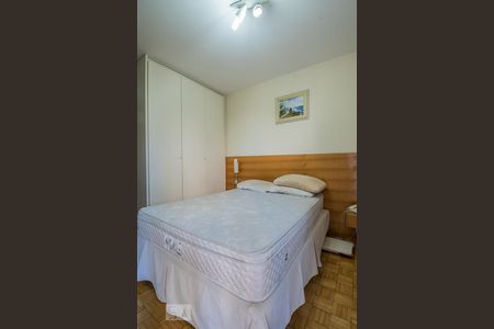 Quarto de apartamento à venda com 1 quarto, 28m² em Vila Congonhas, São Paulo