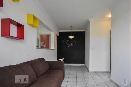 Sala de apartamento para alugar com 2 quartos, 50m² em Jardim Los Angeles, São Paulo