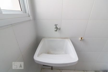 Área de serviço de apartamento à venda com 3 quartos, 68m² em Vila Galvão, Guarulhos