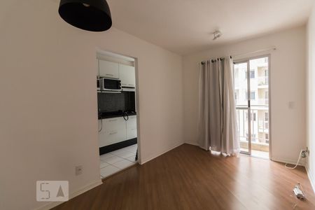 Sala de apartamento à venda com 2 quartos, 53m² em Vila Miriam, Guarulhos