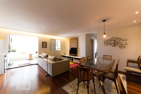 Sala de apartamento à venda com 3 quartos, 107m² em Vila Sofia, São Paulo