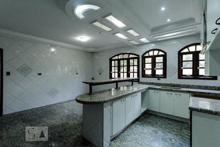 cozinha de casa para alugar com 3 quartos, 230m² em Vila Carrão, São Paulo