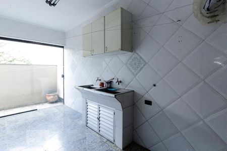 área de serviço de casa para alugar com 3 quartos, 230m² em Vila Carrão, São Paulo