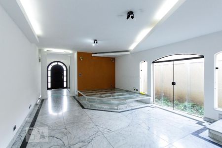 sala de casa para alugar com 3 quartos, 230m² em Vila Carrão, São Paulo