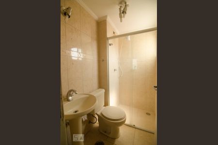 Banheiro de apartamento para alugar com 2 quartos, 55m² em Vila Regente Feijó, São Paulo