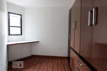Quarto  de apartamento à venda com 3 quartos, 74m² em Jardim Taboão, São Paulo