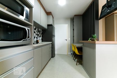 Cozinha de kitnet/studio à venda com 1 quarto, 35m² em Campo Belo, São Paulo