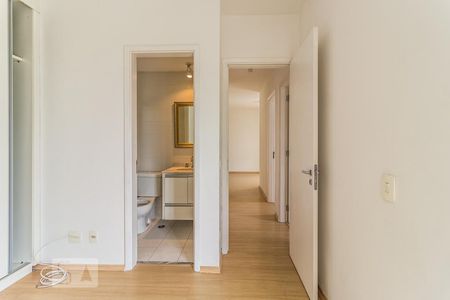 Suíte de apartamento para alugar com 3 quartos, 69m² em Barra Funda, São Paulo