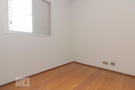 Quarto 1 de apartamento à venda com 2 quartos, 55m² em Km 18, Osasco