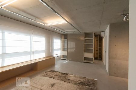 Sala de apartamento para alugar com 1 quarto, 74m² em Jardim das Acácias, São Paulo