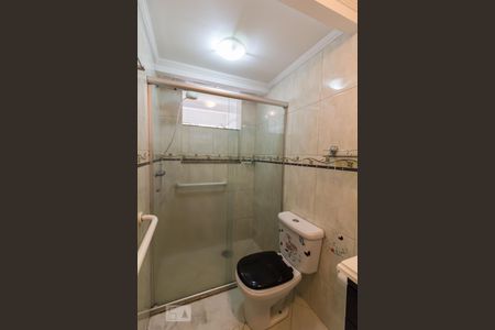 Banheiro de apartamento à venda com 2 quartos, 64m² em Parque Cecap, Guarulhos