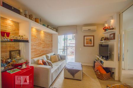 Sala de apartamento para alugar com 2 quartos, 70m² em Santo Amaro, São Paulo