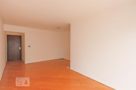 Sala  de apartamento para alugar com 3 quartos, 90m² em Vila Firmiano Pinto, São Paulo