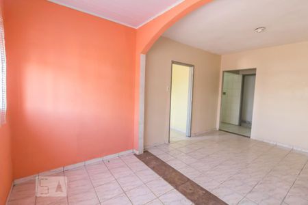 Casa à venda com 95m², 3 quartos e 2 vagasSala