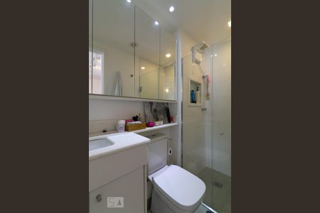 Banheiro de kitnet/studio para alugar com 1 quarto, 36m² em Cambuci, São Paulo