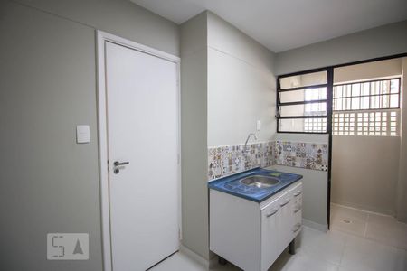 Cozinha de apartamento à venda com 2 quartos, 49m² em Sumarezinho, São Paulo