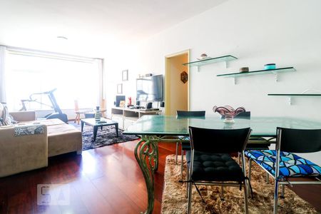 Sala de apartamento para alugar com 3 quartos, 115m² em Copacabana, Rio de Janeiro