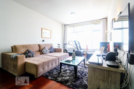 Sala de apartamento para alugar com 3 quartos, 115m² em Copacabana, Rio de Janeiro