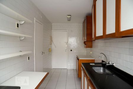 Cozinha de apartamento à venda com 3 quartos, 126m² em Lagoa, Rio de Janeiro